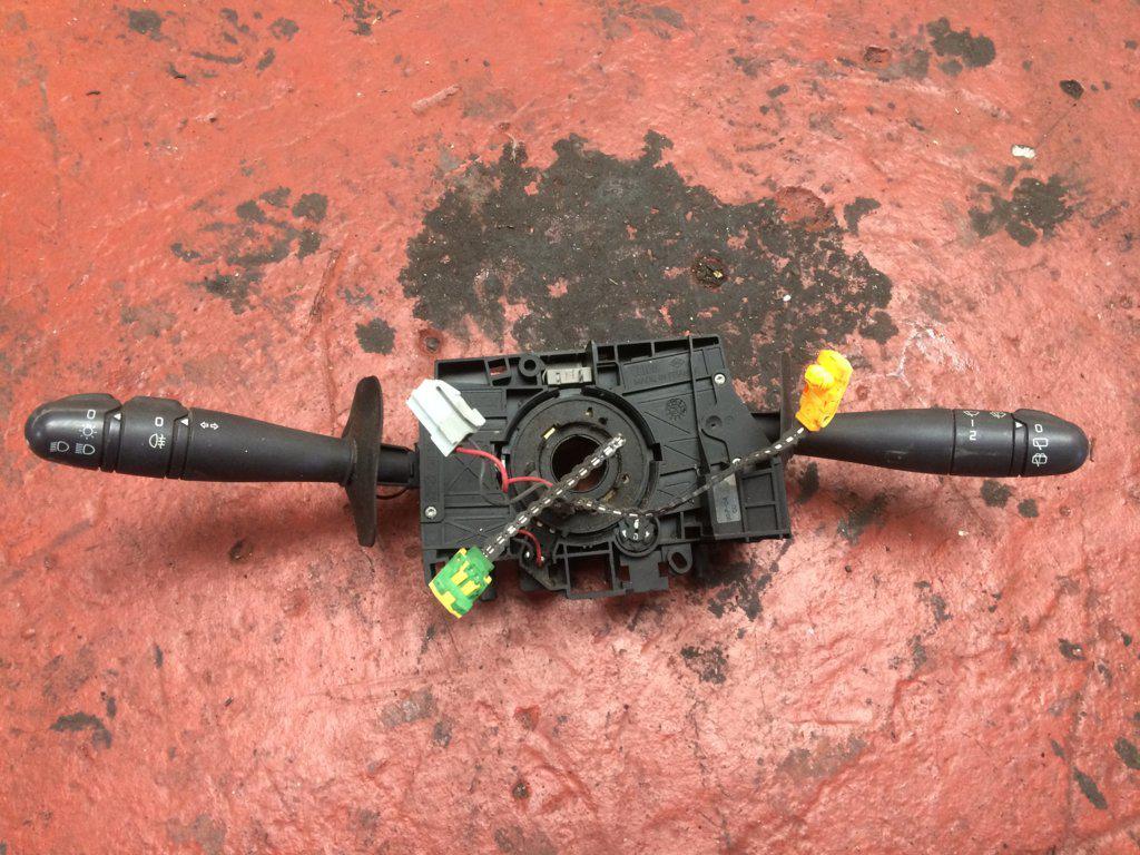 LLAVE LUCES CON SENSOR GIRO 