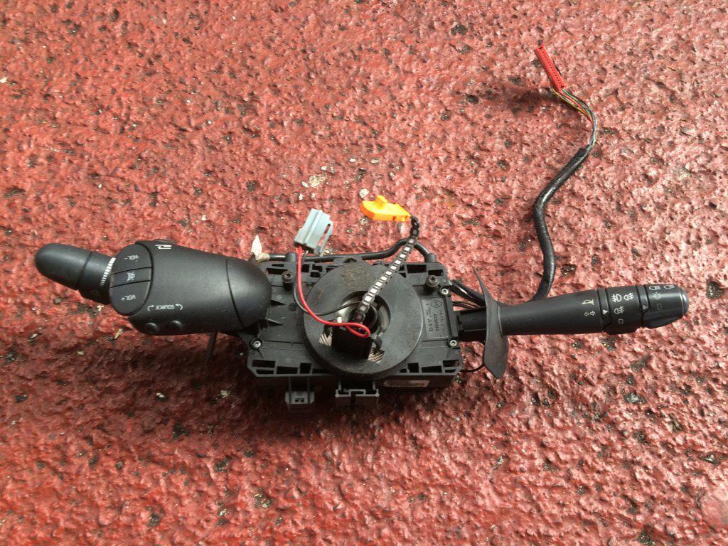 LLAVE LUCES CON SENSOR GIRO 
