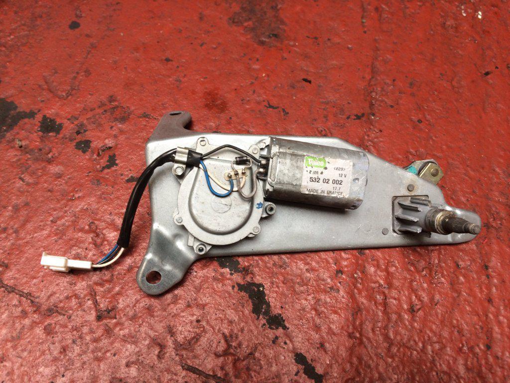 MOTOR LIMPIAPARABRISAS TR 