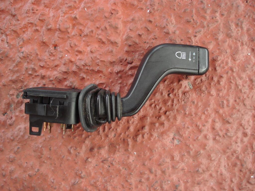 MANDO LUCES E INTERMITENTES