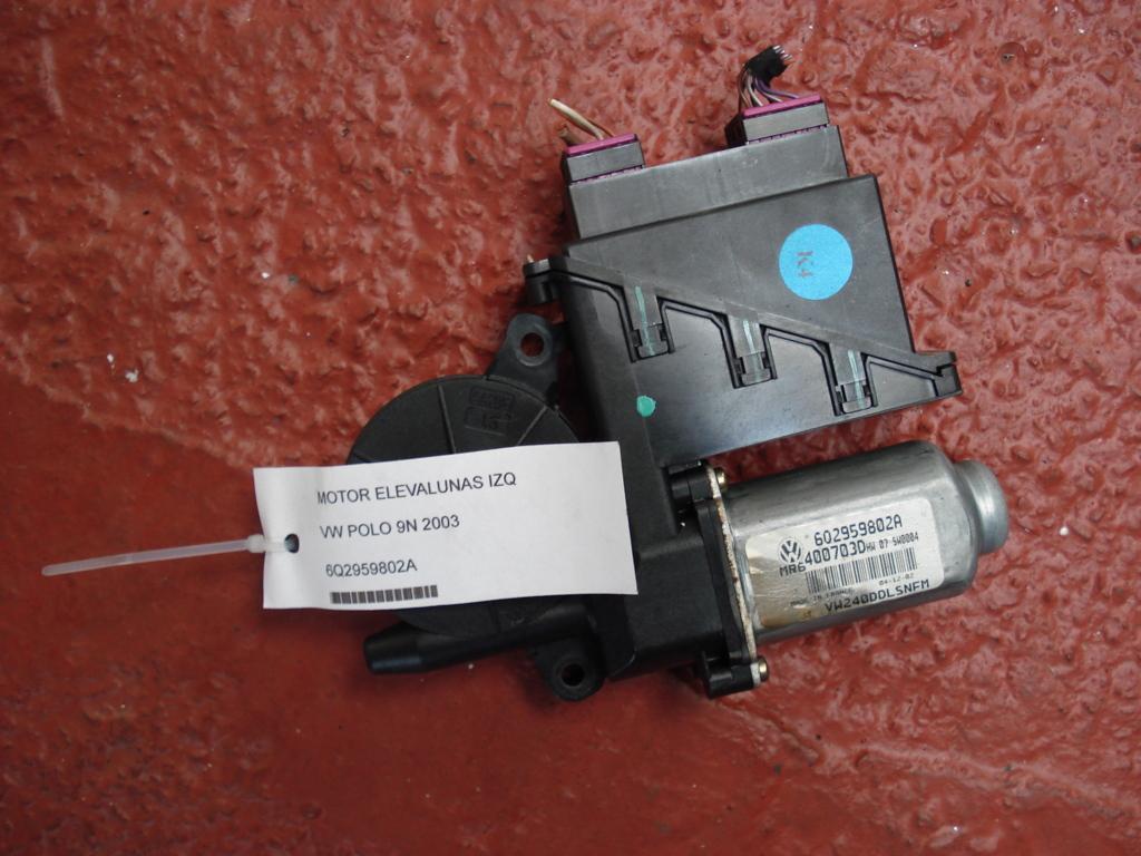 MOTOR ELEVALUNAS DEL IZQ