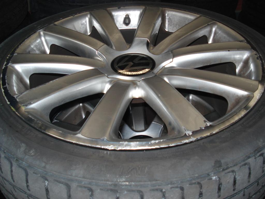 JUEGO DE LLANTAS VW GOLF V
