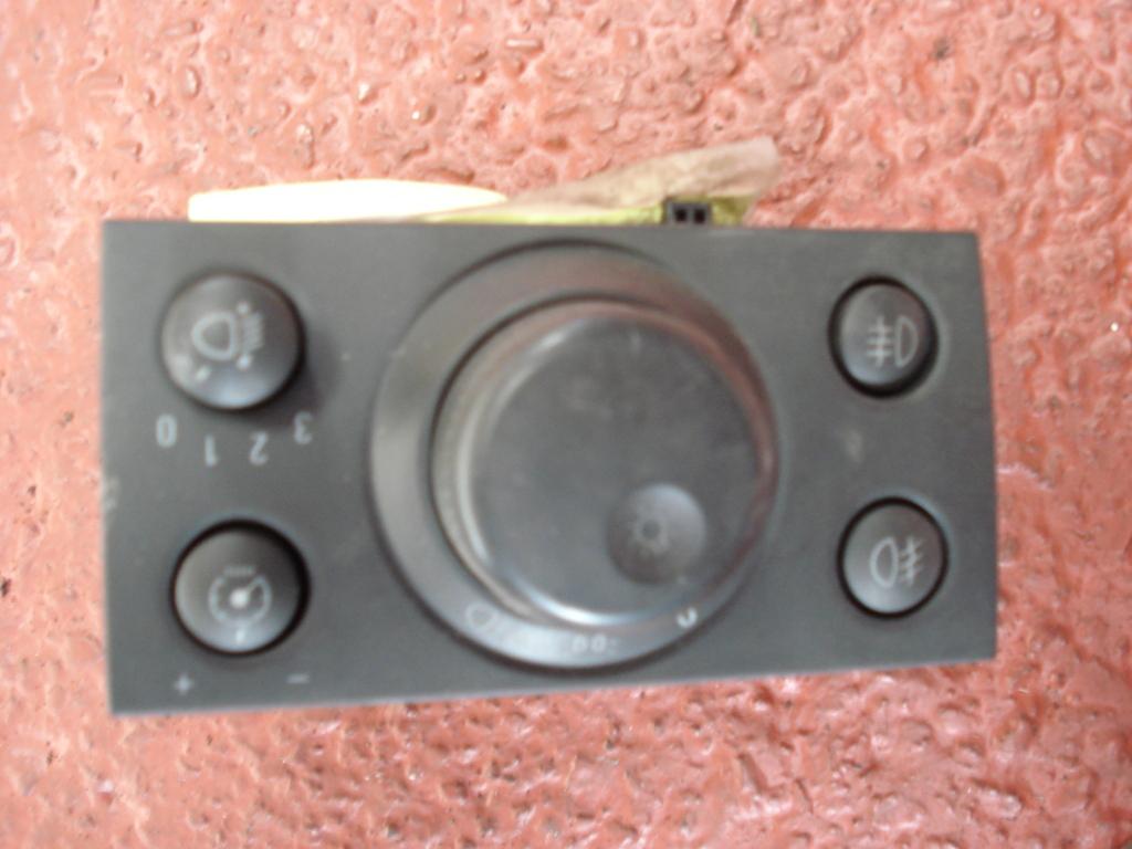 LLAVE DE LUCES