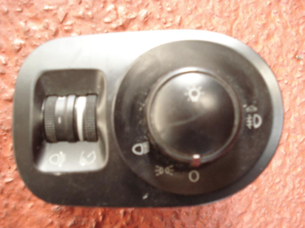 LLAVE DE LUCES