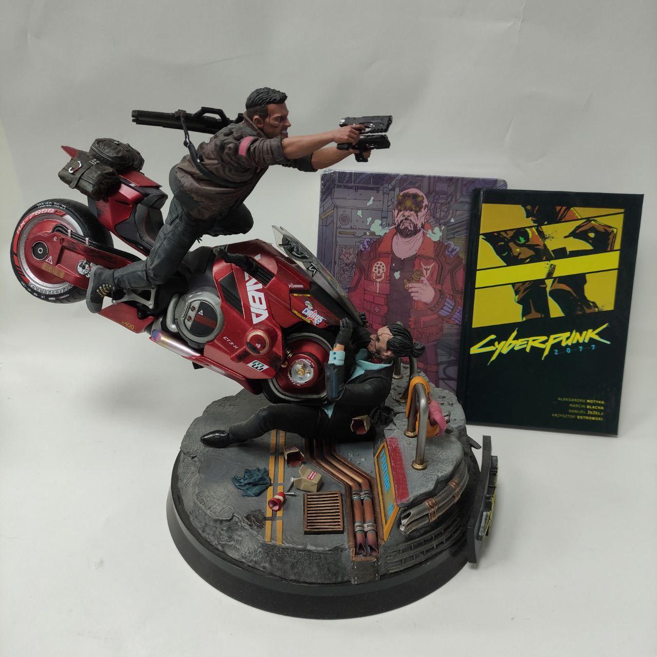 FIGURA CYBERPUNK 2077 EDICION COLECCIONISTA + EXTRAS